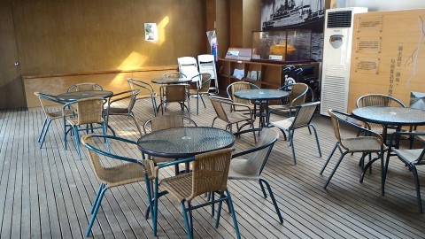 八田與一記念公園内の休憩所