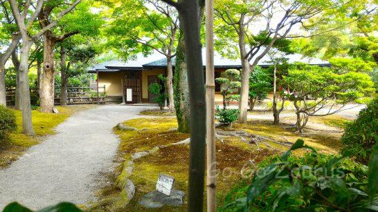 西の丸庭園内・豊松庵（茶室）