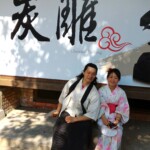 和服姿の台湾人親子