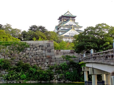 極楽橋と天守閣