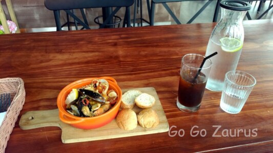 MILLS CAFÉ BISTRO14