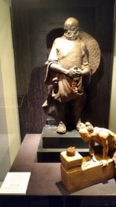 1階廊下の展示5