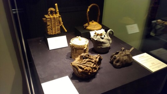 1階廊下の展示7